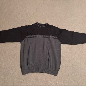 Dockers Men's Black and Gray Crewneck Sweater